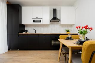 Komfortowy Apartament dla 4 osób z Parkingiem by Noclegi Renters - Warschau - 8