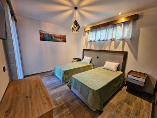 Casa Requinte - Jacuzzi - Arco da Calheta - 5