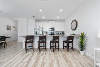 Home with a pool at Storey Lake Resort - Kissimmee - 4