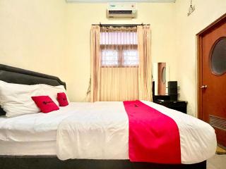 RedDoorz at Hotel Madani Syariah Lempuyangan - Demangan - 7