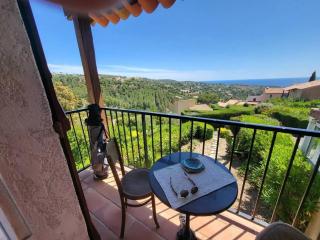 Maison charmante à Roquebrune-sur-Argens avec piscine partagée - Roquebrune-sur Argens - 0