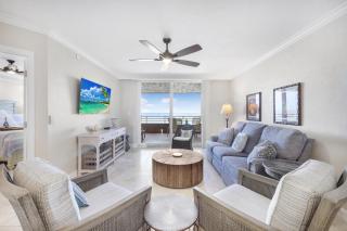 Beachfront condo with views, pools and pickleball - 8