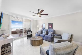 Beachfront condo with views, pools and pickleball - 6