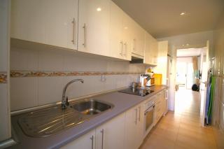 Bajo de 2 dormitorios en Puerto Rey - 3