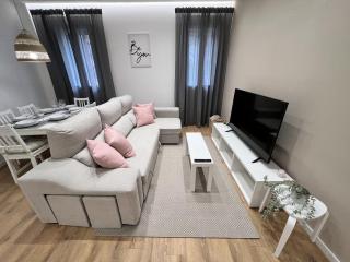 Apartamenticos Plaza Las Armas III - Saragozza - 9