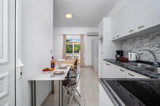 Pervolia Studios Near Airport - Kremasti - 8