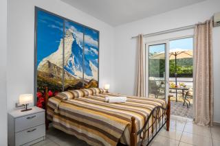 Pervolia Studios Near Airport - Kremasti - 6