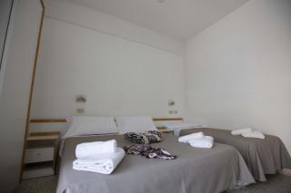 Hotel Eden B&B - Cattolica - 4