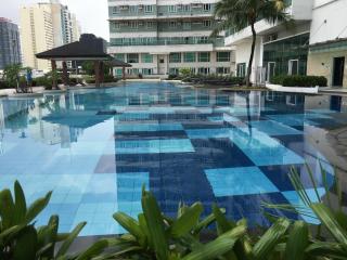 Sunset View2 Bahamas - The Beacon, Makati - Manila - 7