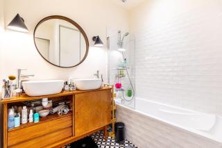 GuestReady - Loveliness near Pont Mirabeau - 6