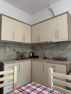 Tophill Apartments - Borsh - 8