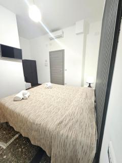 Affittacamere House LeoMar di Sara - Gaslini - 0