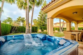 Cozy Villa in Marbella-Estepona - Estepona - 0