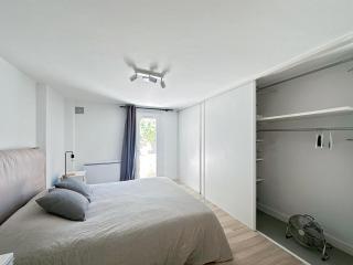 Appartement spacieux et moderne avec un extérieur - 6