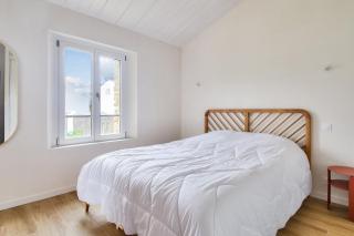 maison neuve- 6 adultes & 4 enfants - 350m plage - 7