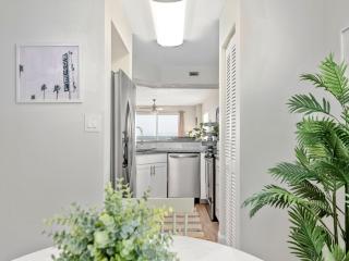 Sea Winds 501 - Corner Breeze - Ormond Beach - 2