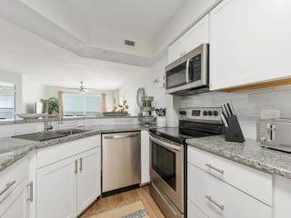 Sea Winds 501 - Corner Breeze - Ormond Beach - 1