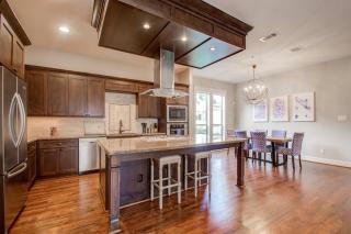 Southern Charm Meets Easy Convenience 5 mins to DT - Houston - 2