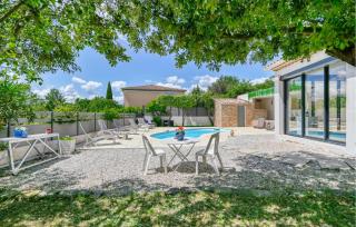 3 Bedroom Lovely Home In Tourves - Tourves - 9