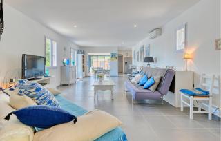 3 Bedroom Lovely Home In Tourves - Tourves - 7