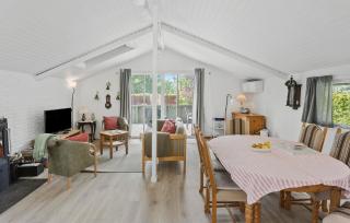 3 Bedroom Beautiful Home In Væggerløse - 4