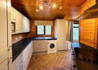 Pant Wilkin Lodges And Equestrian Centre - 4