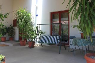Boulevard Garden House - Free and save parking in the locked yard - Ćuprija - 9