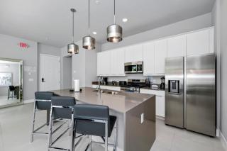 Charming Condo Near Disney With Resort & Waterpark Access - B37-110 - 1