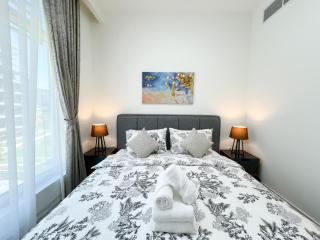 Luxurious New Brand 2Br at Mulberry 2 at Park Heights Building A2 - Dubai Hills - Dubai - 2