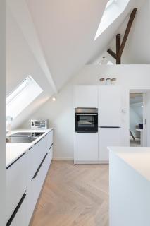 HOMEFY ART APARTMENT Luxury - Rooftop Terrace - Close to Airport and Fair - Düsseldorf - 3