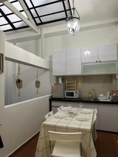Sky Family Suit - Room - George Town - 1