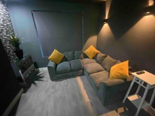 Ivy Mount Boutique - Manchester - 2