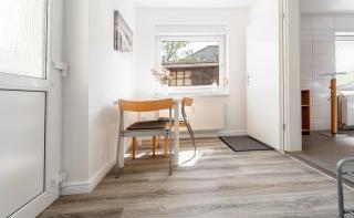 Villa Helga- Fewo Morgensonne mit Terrasse, Kamin und 2 Schlafzimmer - Zinnowitz - 3