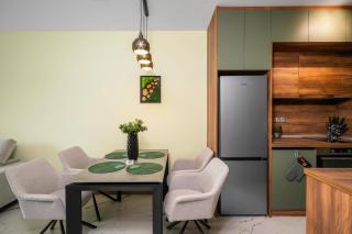 Stylish Urban Haven with Dedicated Parking Spot by Flat Mаnager - Sofia - 3