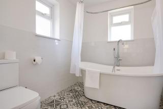 Country Chalet New Forest - Hordle - 3
