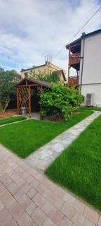 Willa Julia-pokoje w centrum, ogród, sauna, grill - Ustroń - 5