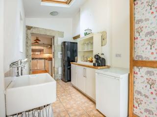 5 Bed in Bonchurch IC076 - 1