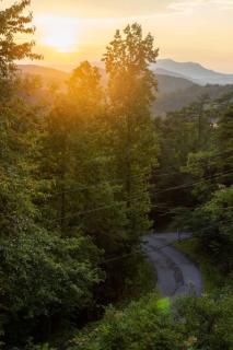 A Heavenly View by Stony Brook Cabins - 1