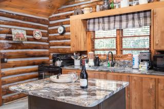 Buckhorn Hideaway By Stony Brook Cabins - Gatlinburg - 2