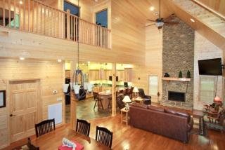 Cork's Creekside By Stony Brook Cabins - 3