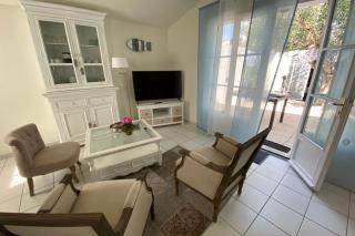 Charming house with garden in the heart of Saint Martin - 7