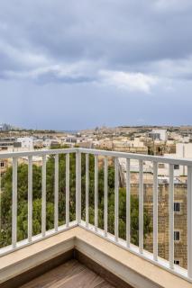 Luxury Penthouse with Pool and Seaview in Ta Xbiex Malta - Taʼ Xbiex - 4