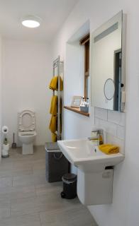 Kinbane Self Catering Cottages - 'Makem's Cottage' - Ballycastle - 1