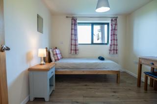 Glan Yr Afon - Llanrhyddlad - 4