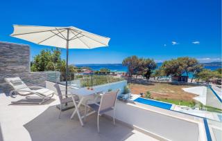 Beach Front Home In Punat With Kitchen - 0