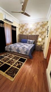 Entire luxuries VILLA-2BHK - Islamabad - 1
