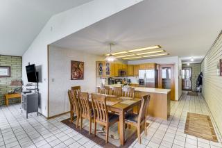 Flathead Lake Views Scenic and Spacious Retreat! - Bigfork - 5