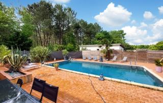Amazing Home In Le Temple With Kitchen - Le Temple - 1