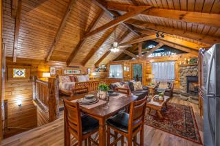 Log Cabin, Hot Tub, Fireplace, Pool Table & Views! - Sevierville - 5