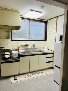 Children free, 6 adults , 8 minutes by train to namba - Osaca - 3